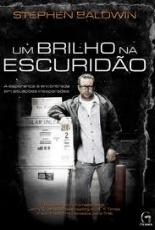 Um Brilho na Escuridao